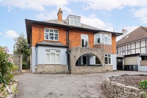 Photo 30- click for photo gallery